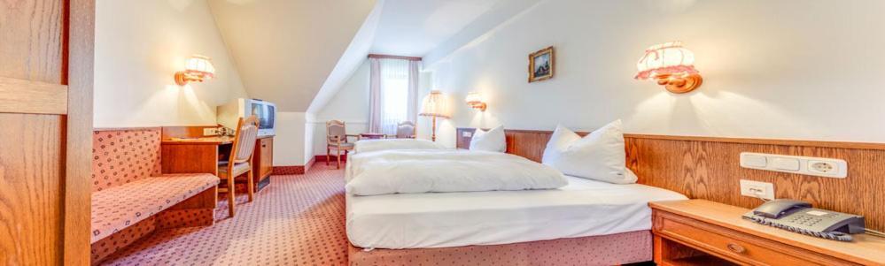 Hotel Bloedel Gruener Baum Nuremberg